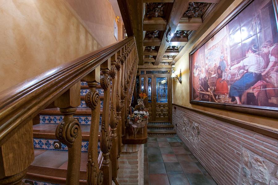Hostal Rural Los Telares Pastrana Eksteriør billede